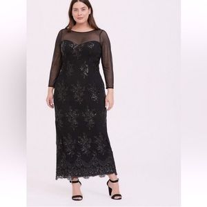 Torrid Special Occasion Black Sequin &
Mesh Gown